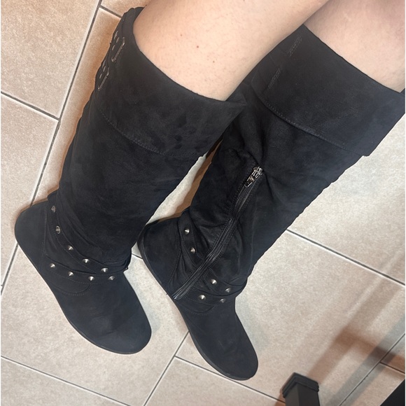 GUC Rampage Knee High Boots - Picture 4 of 10